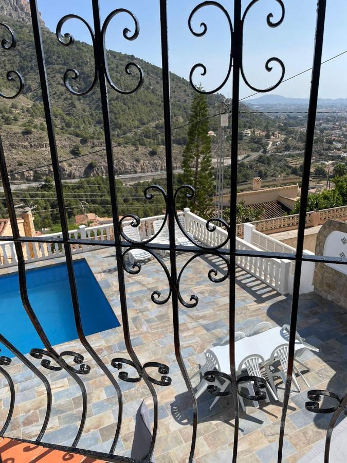 Maryvilla Zohra Calpe Exteriör bild