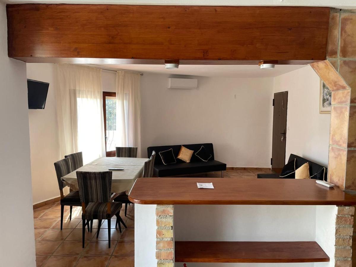 Maryvilla Zohra Calpe Exteriör bild