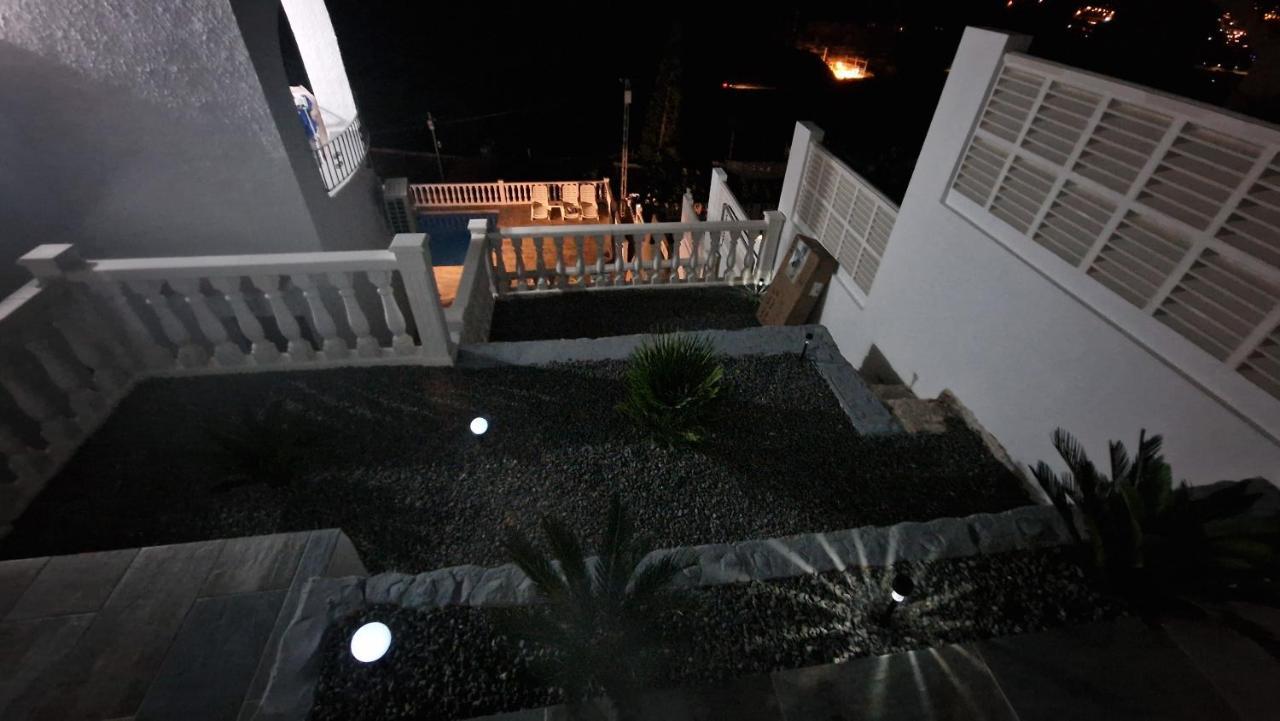 Maryvilla Zohra Calpe Exteriör bild